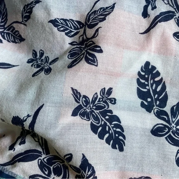 Tommy Bahama mens short sleeve shirt, double fauna
100% cotton - Picture 4 of 15